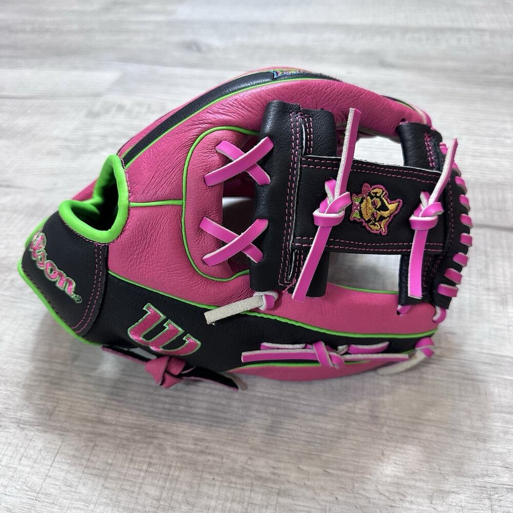 Wilson 11.5" Youth Party Animals A450 Series Baseball Softball Glove RH Throw
